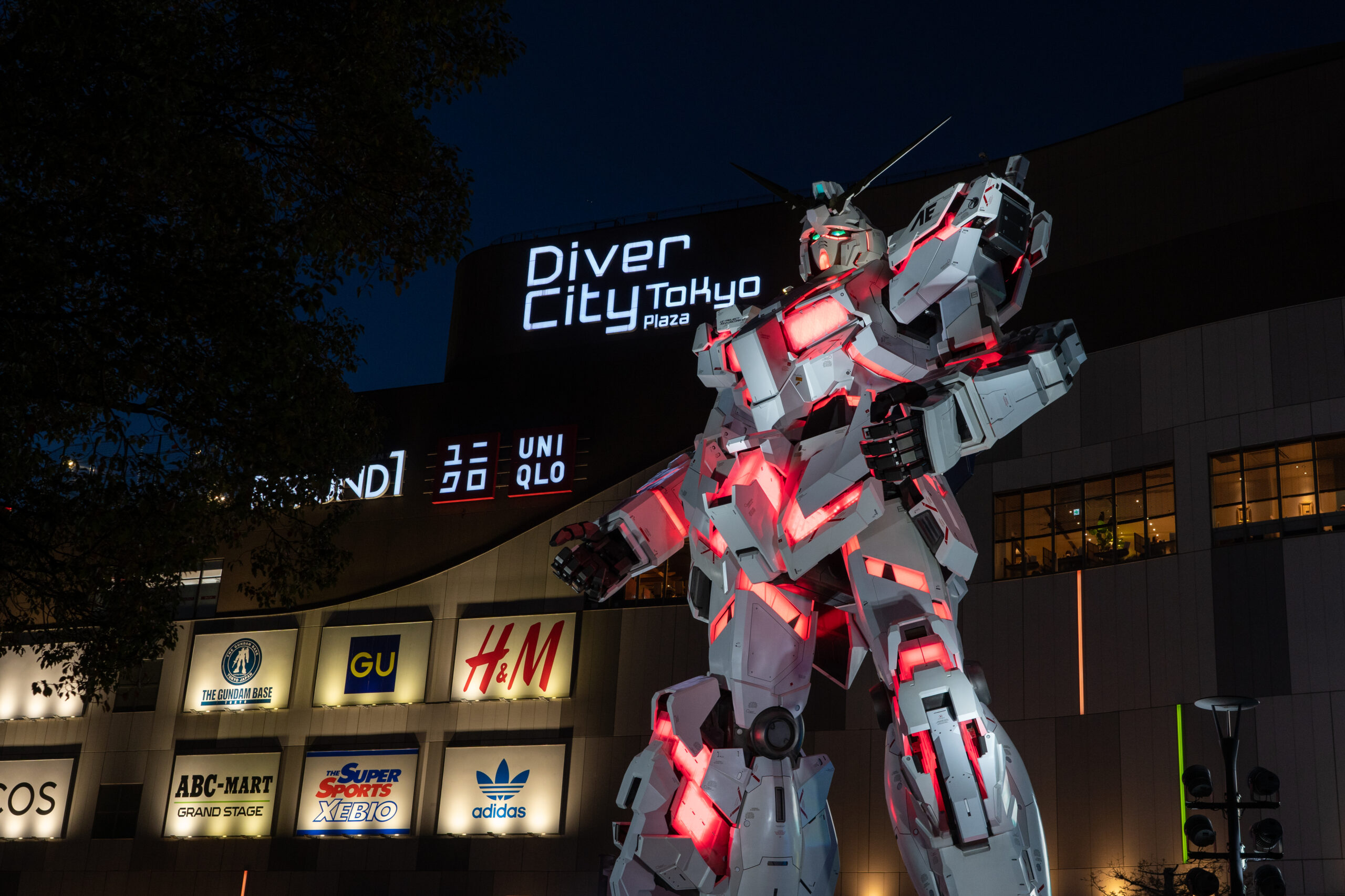 DiverCity Tokyo Plaza